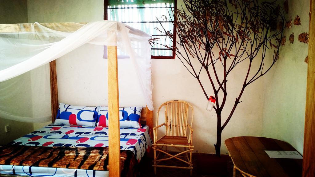 Diani Hostel Diani Beach Dış mekan fotoğraf