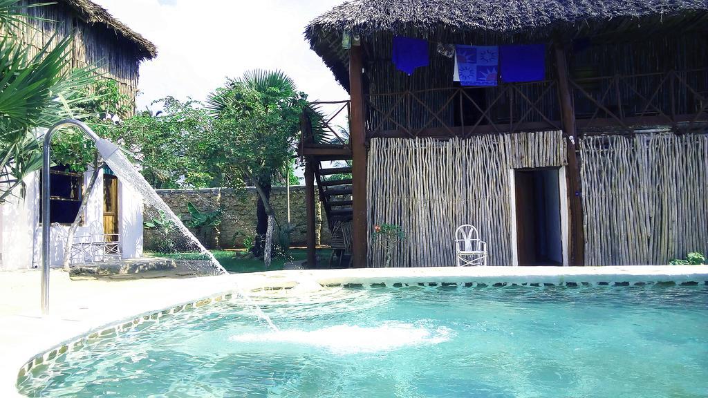 Diani Hostel Diani Beach Dış mekan fotoğraf