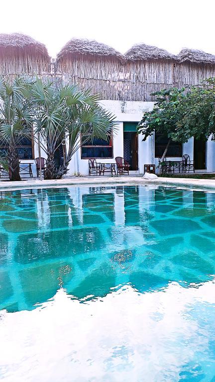 Diani Hostel Diani Beach Dış mekan fotoğraf