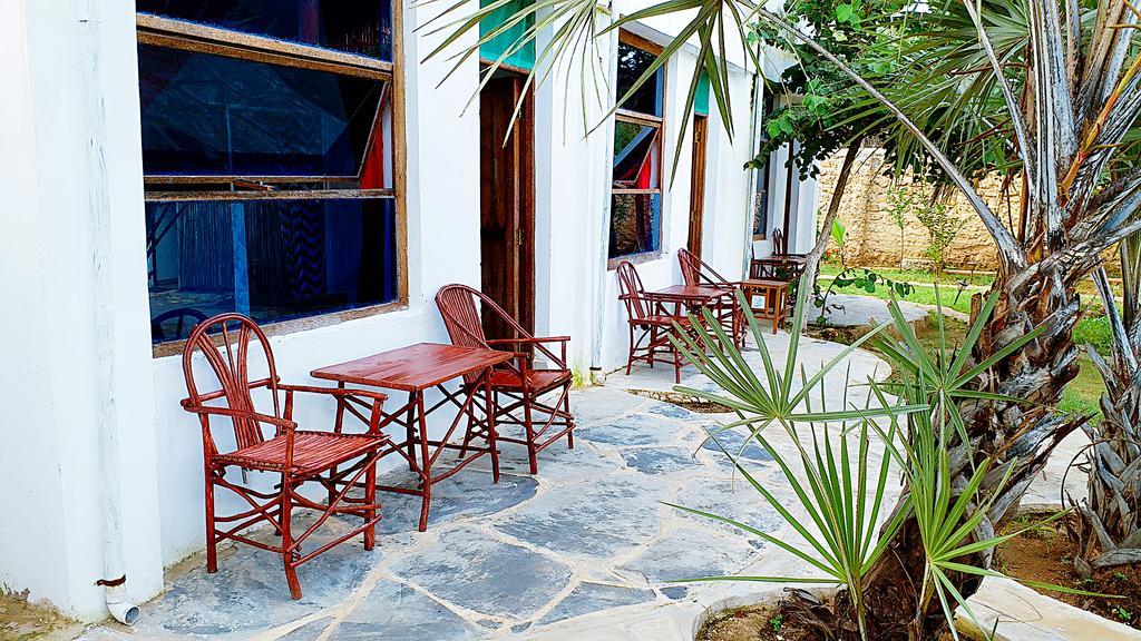 Diani Hostel Diani Beach Dış mekan fotoğraf