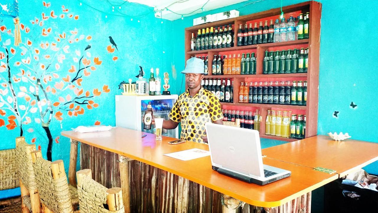 Diani Hostel Diani Beach Dış mekan fotoğraf